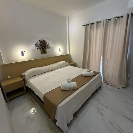 Apart-hotel Penelope - Luxury Sea Front