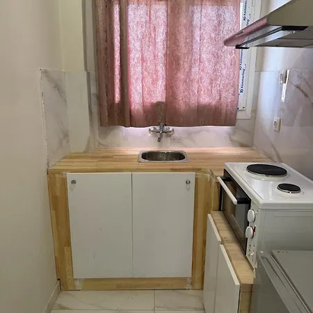Apartmanhotel Penelope - Sea Front Studio 3*