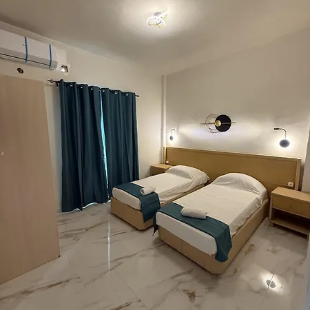 Penelope - Luxury Sea Front Gouviá