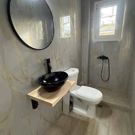 Apartmanhotel Penelope - Sea Front Studio 3*