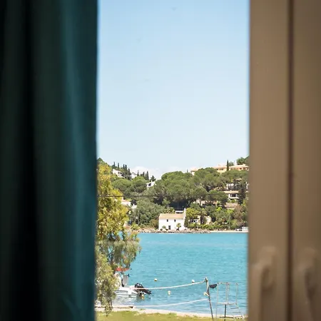 Penelope - Sea Front 3* Гоувия