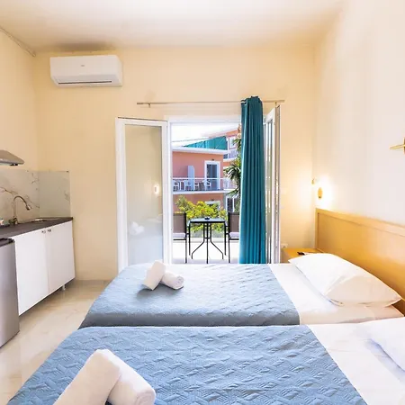 Apartmanhotel Penelope - Sea Front Studio 3*