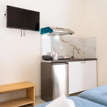 Apartmanhotel Penelope - Sea Front Studio 3*