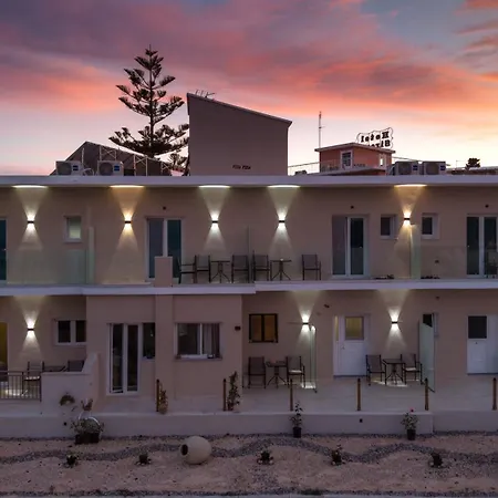 Penelope - Sea Front Апарт-отель