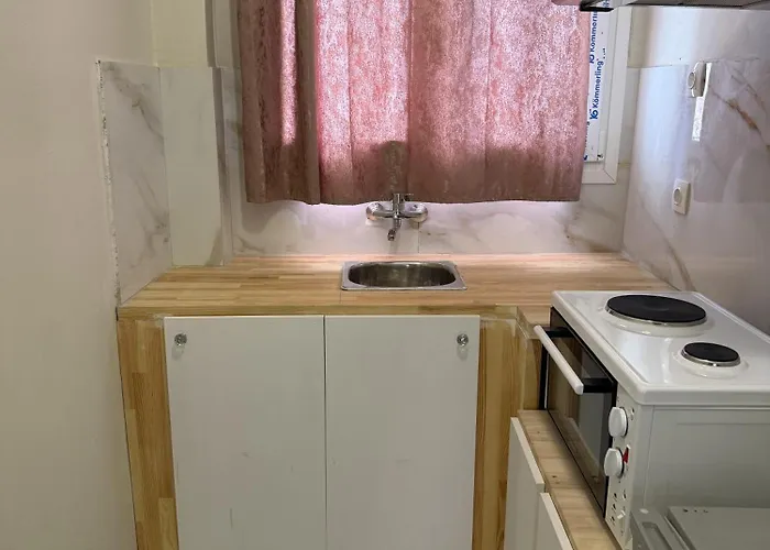 Apartahotel Penelope - Luxury Sea Front *