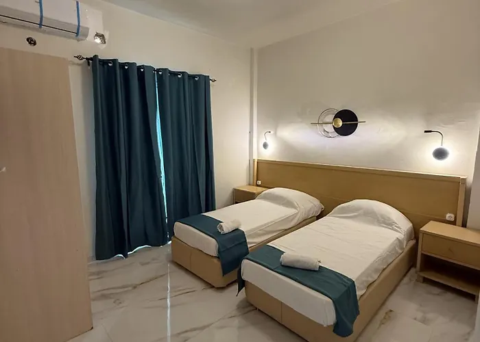 Penelope - Luxury Sea Front Gouvia