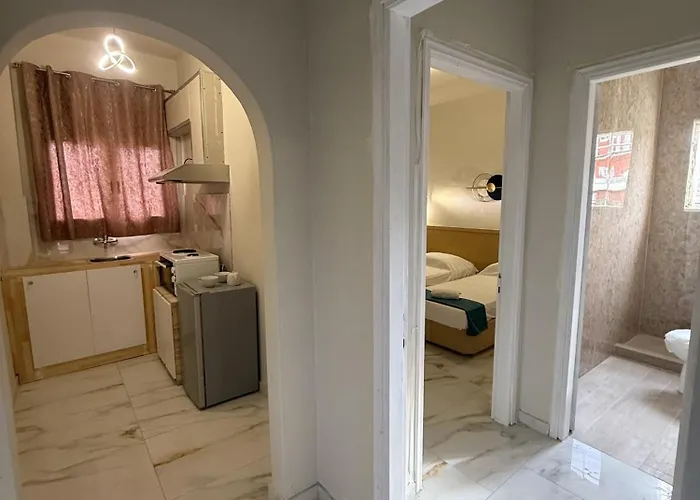 Penelope - Luxury Sea Front Appart hôtel *